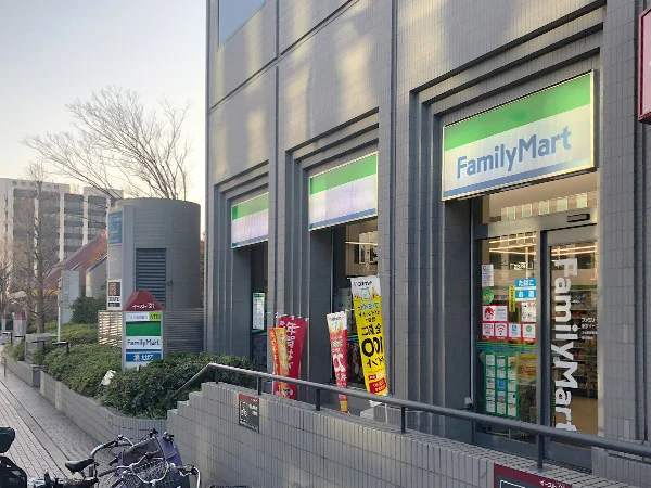 ファミリーマート