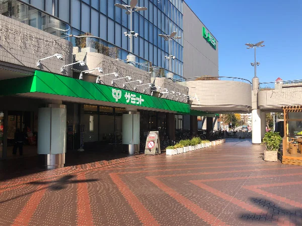 サミットストア