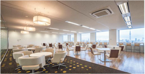 スカイビューラウンジ室内